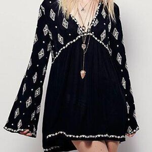 Womens Floral Embroidered Ruffle Flowy Tunic Mini Dress L